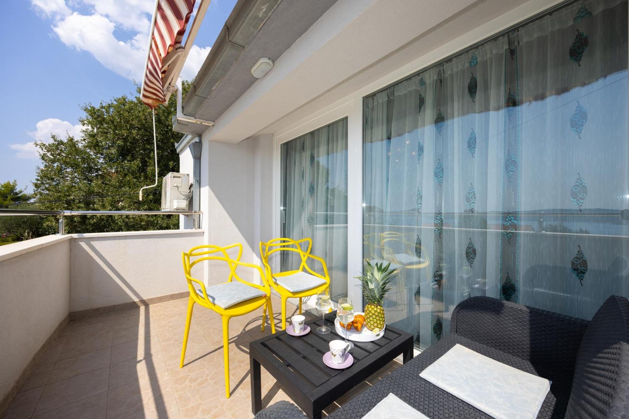 Casa Felice Apartments-Holiday Home Kaštela エクステリア 写真