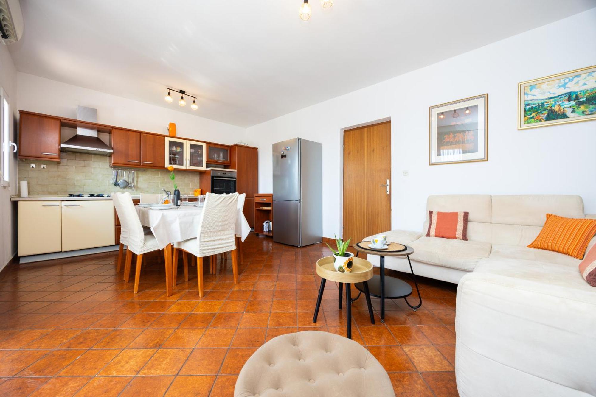 Casa Felice Apartments-Holiday Home Kaštela エクステリア 写真