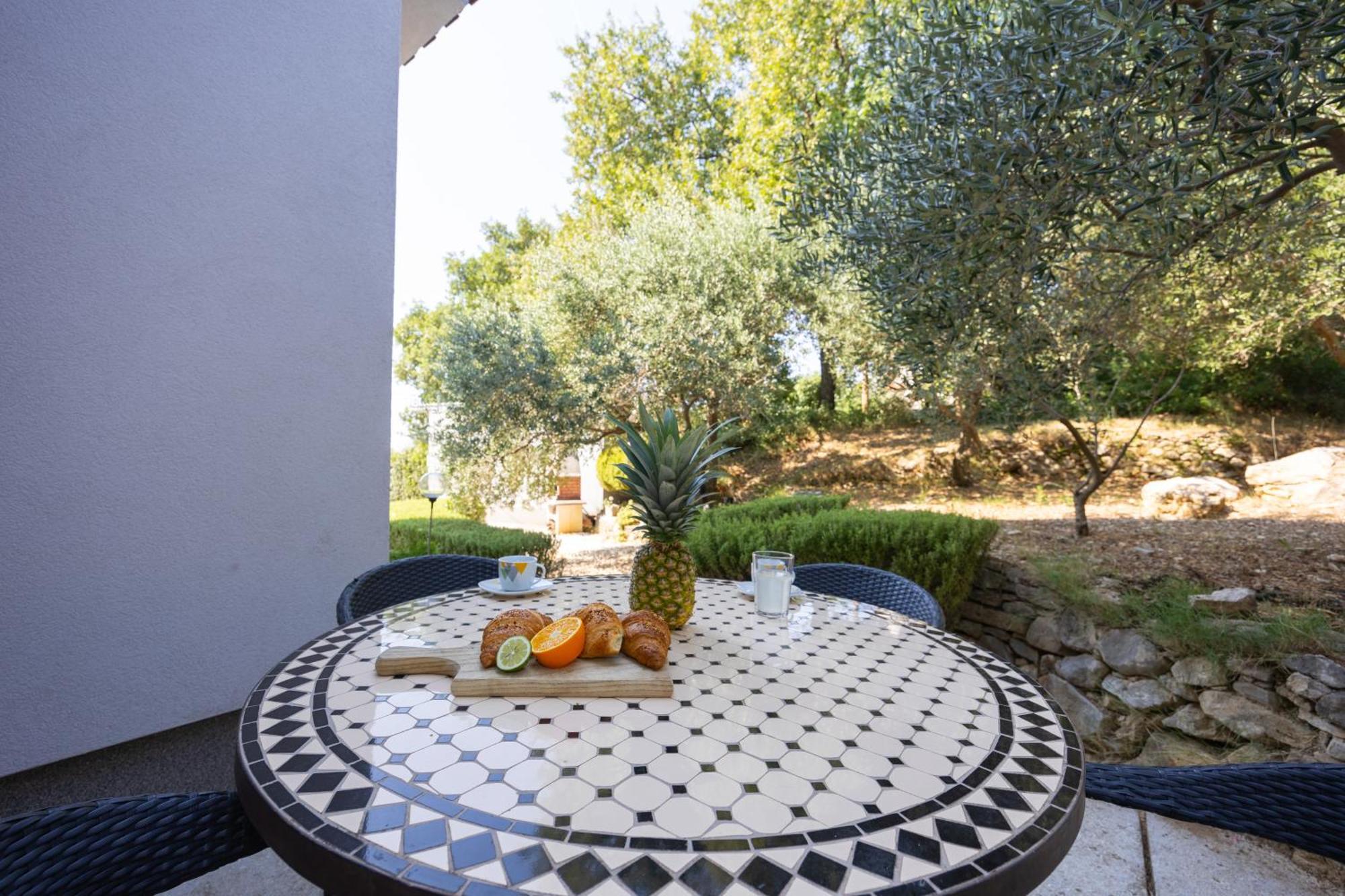 Casa Felice Apartments-Holiday Home Kaštela エクステリア 写真
