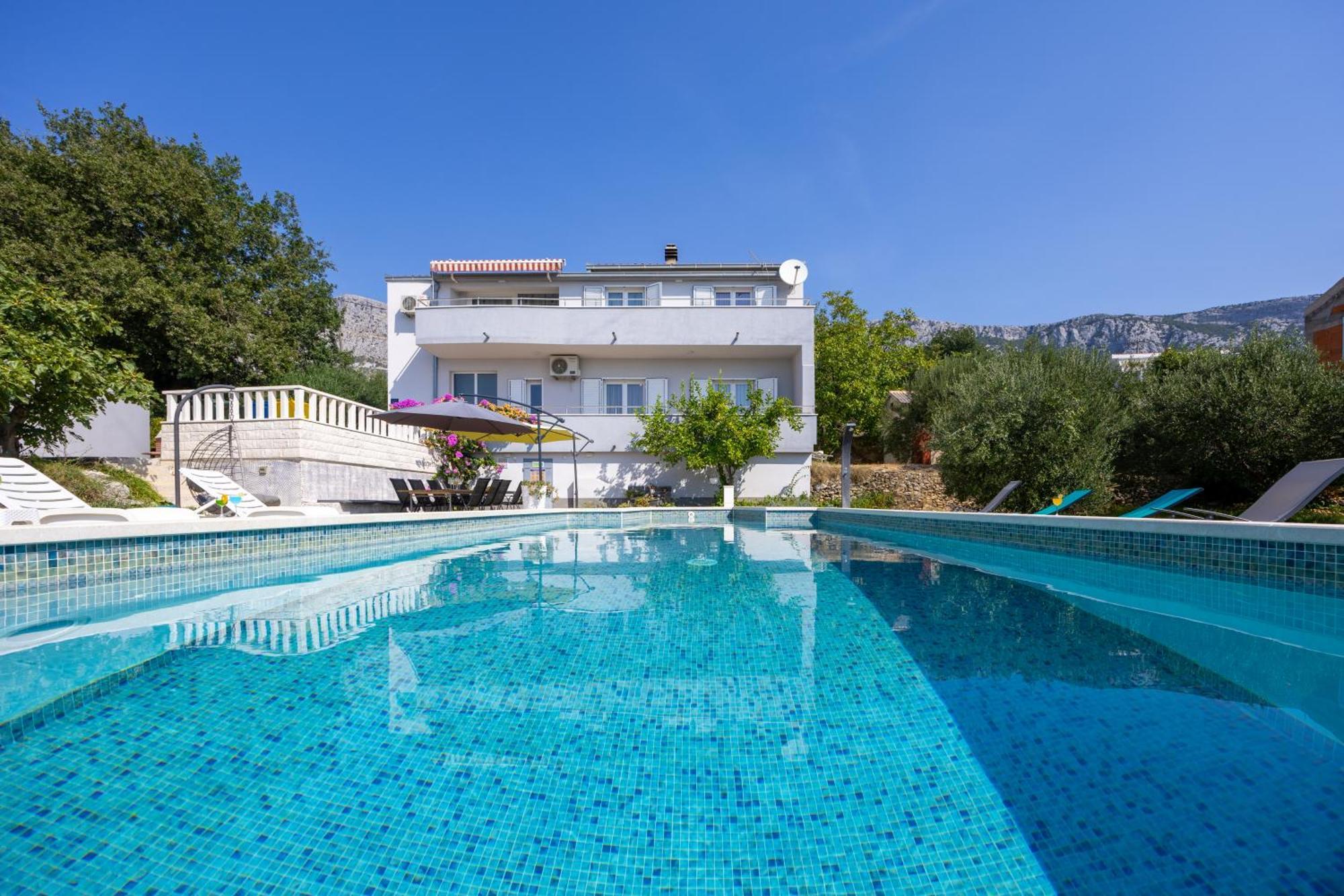 Casa Felice Apartments-Holiday Home Kaštela エクステリア 写真