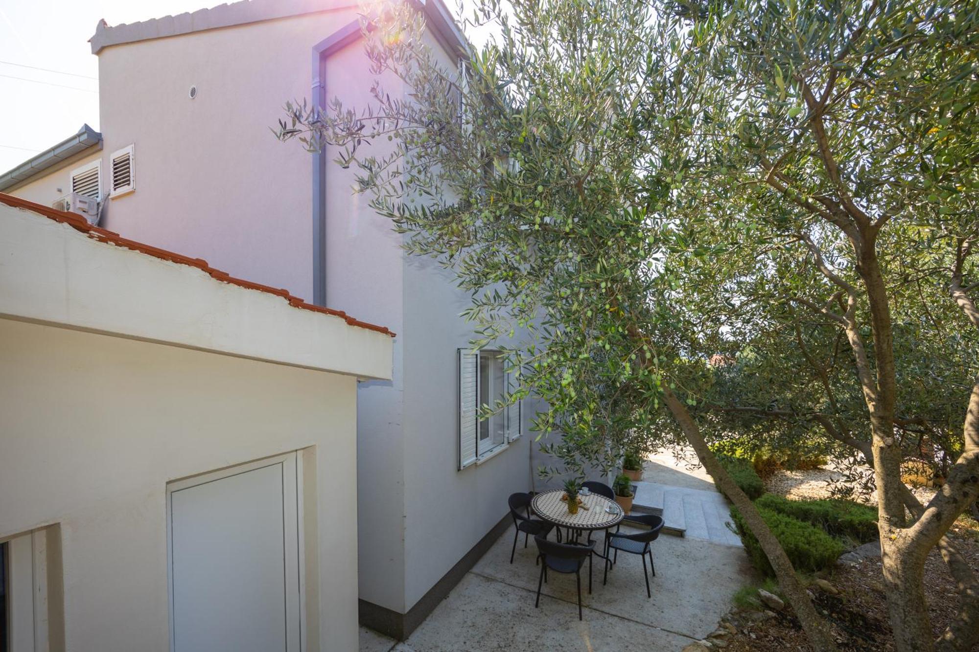 Casa Felice Apartments-Holiday Home Kaštela エクステリア 写真